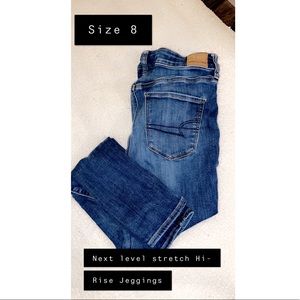 Size 8 Hi-Rise Jeggings